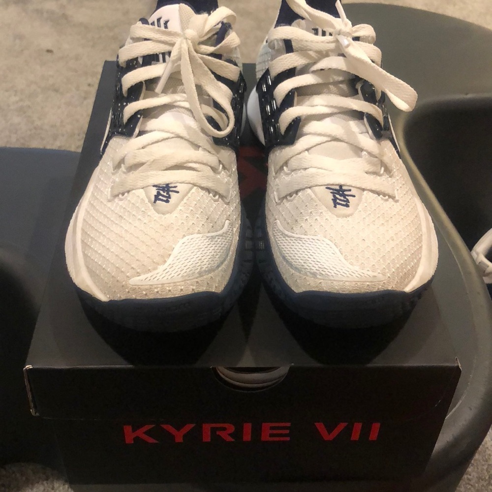 Nike Kyrie 7 basketball shoes